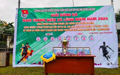 Đoàn thanh niên xã Lũng Niêm tổ chức giải bóng đá chào mừng ngày thành lập Đoàn 26/3